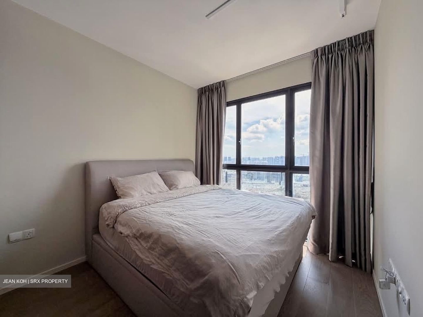 Avenue South Residence (D3), Apartment #562165381
